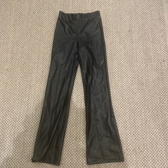 Aritzia babaton faux leather black pants - Picture 1 of 2